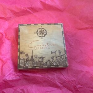 Cristal Cosmetics Jet set Eyeshadow Palette